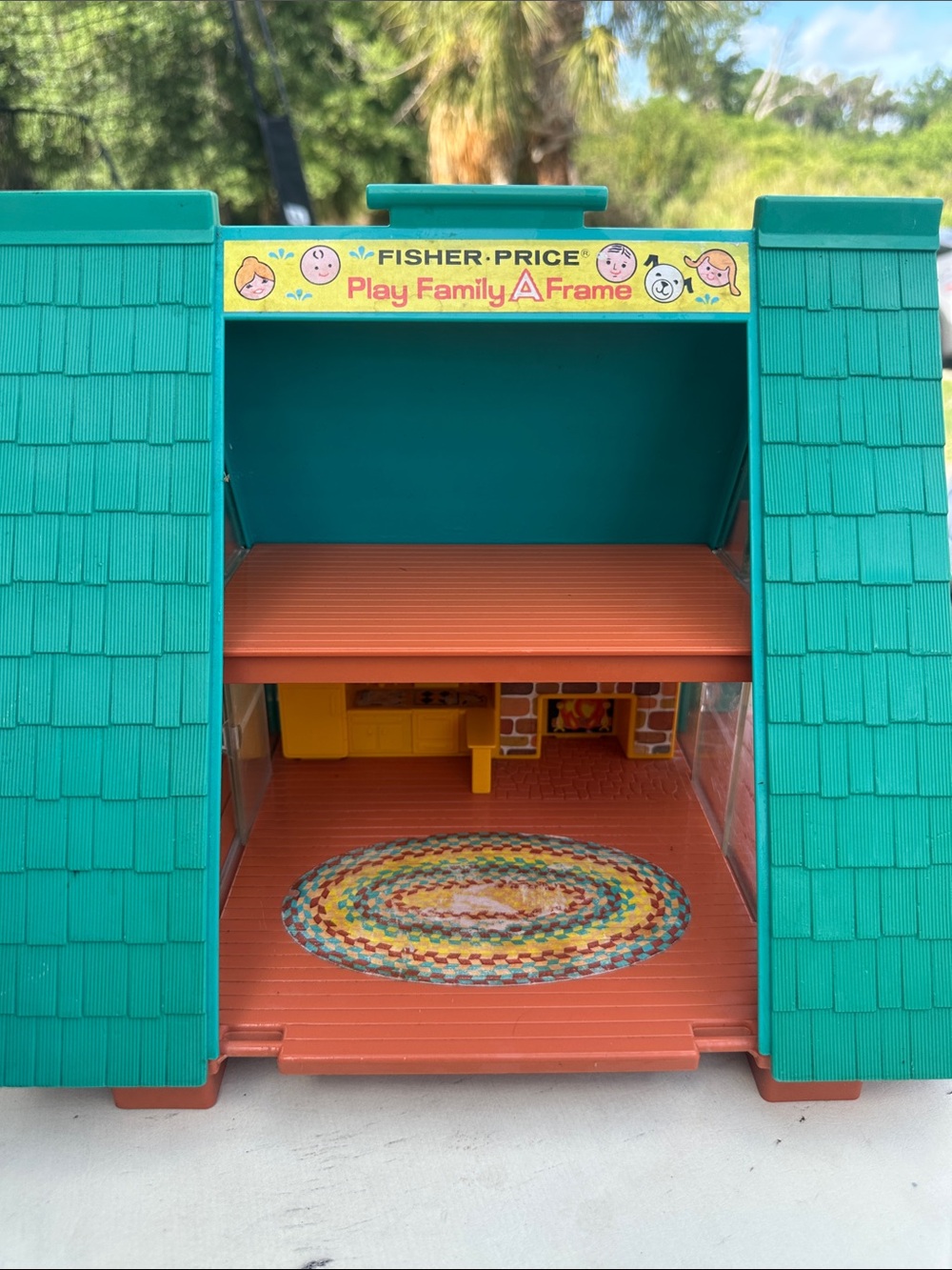 Fisher-Price little people MCM 70’s A-Frame Swiss chalet dollhouse vintage